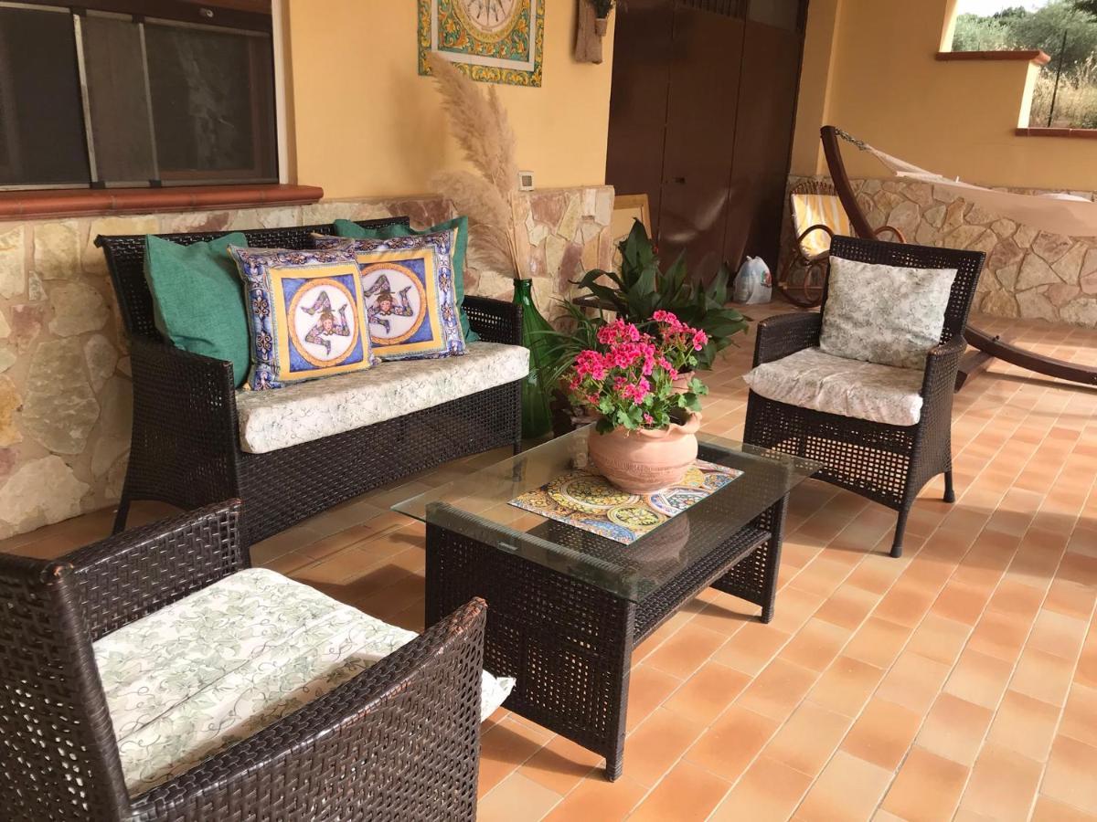 Villa Priolo Ciminna ภายนอก รูปภาพ